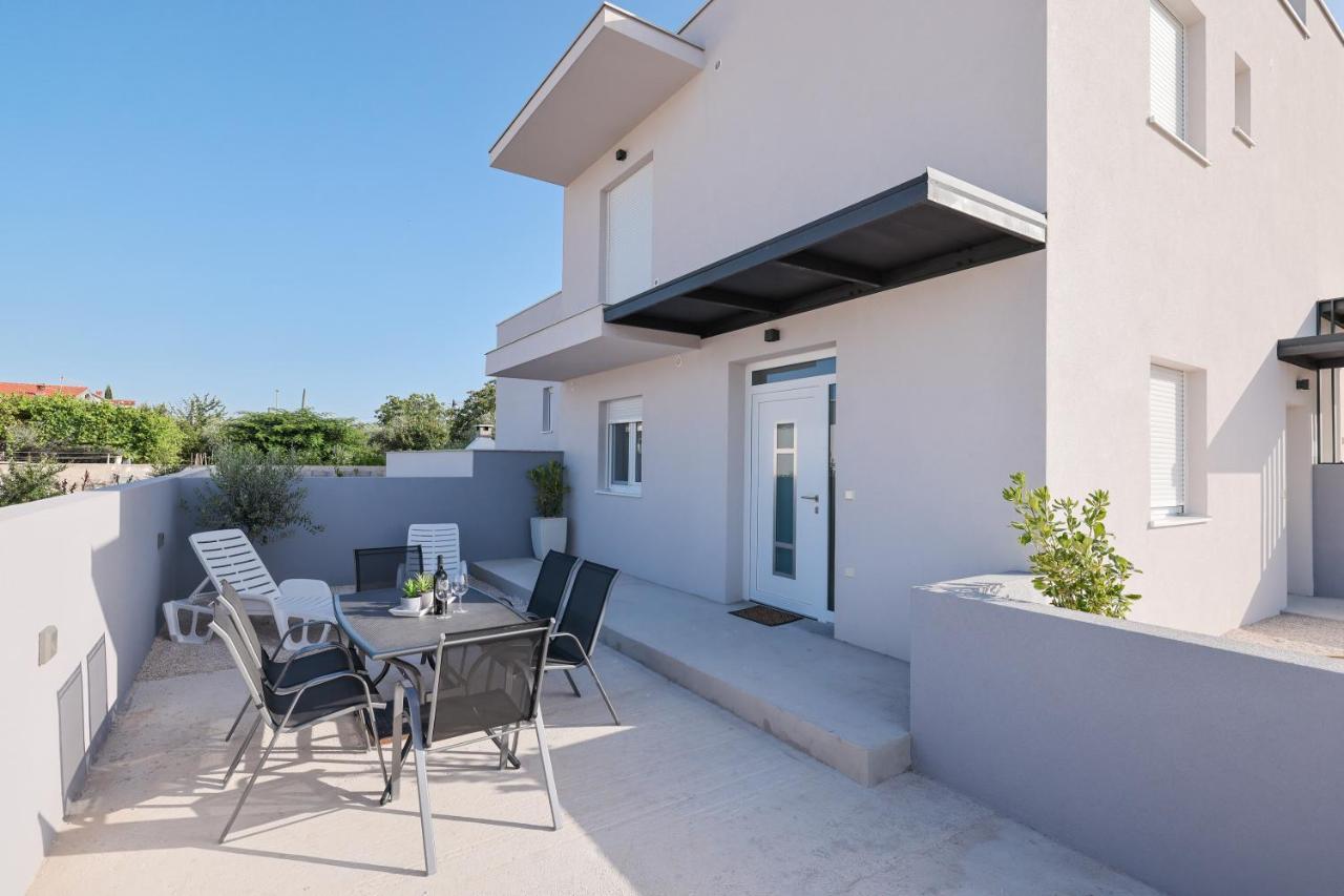 Duo Soles - Apartments With Private Parking Near Zadar Murvica  ภายนอก รูปภาพ