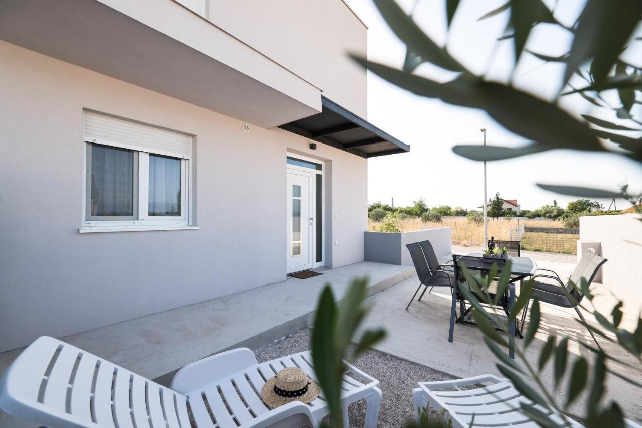 Duo Soles - Apartments With Private Parking Near Zadar Murvica  ภายนอก รูปภาพ