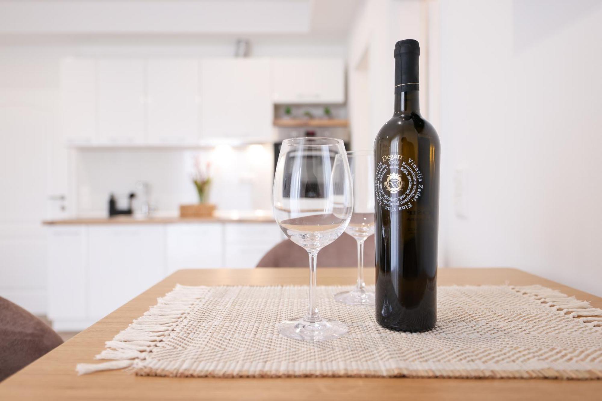 Duo Soles - Apartments With Private Parking Near Zadar Murvica  ภายนอก รูปภาพ