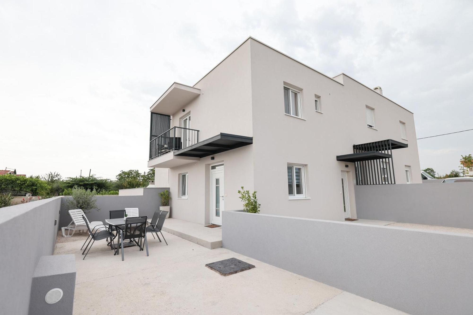 Duo Soles - Apartments With Private Parking Near Zadar Murvica  ภายนอก รูปภาพ