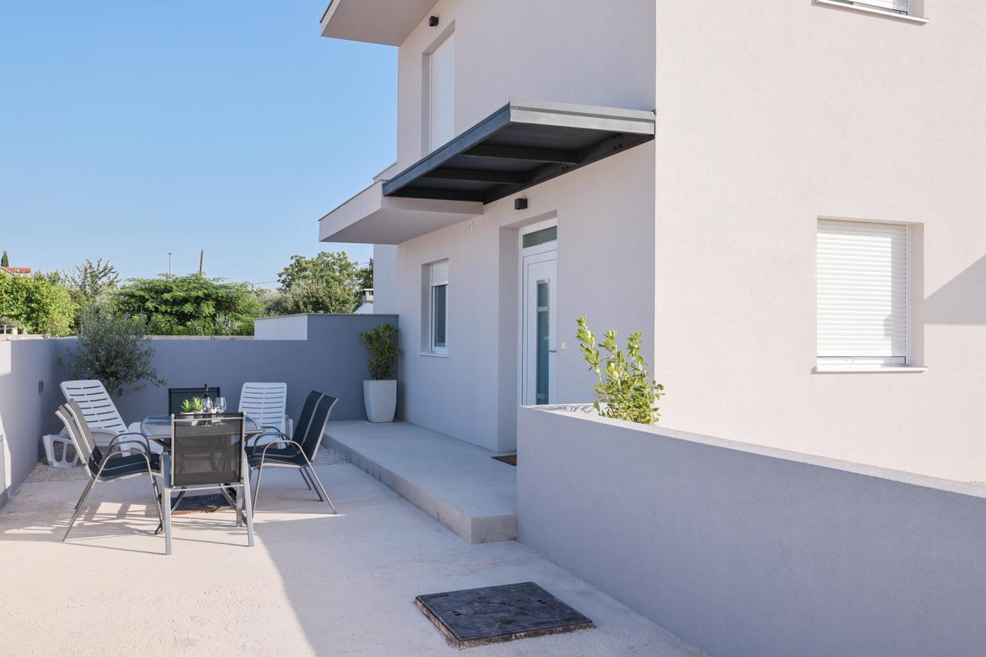 Duo Soles - Apartments With Private Parking Near Zadar Murvica  ภายนอก รูปภาพ
