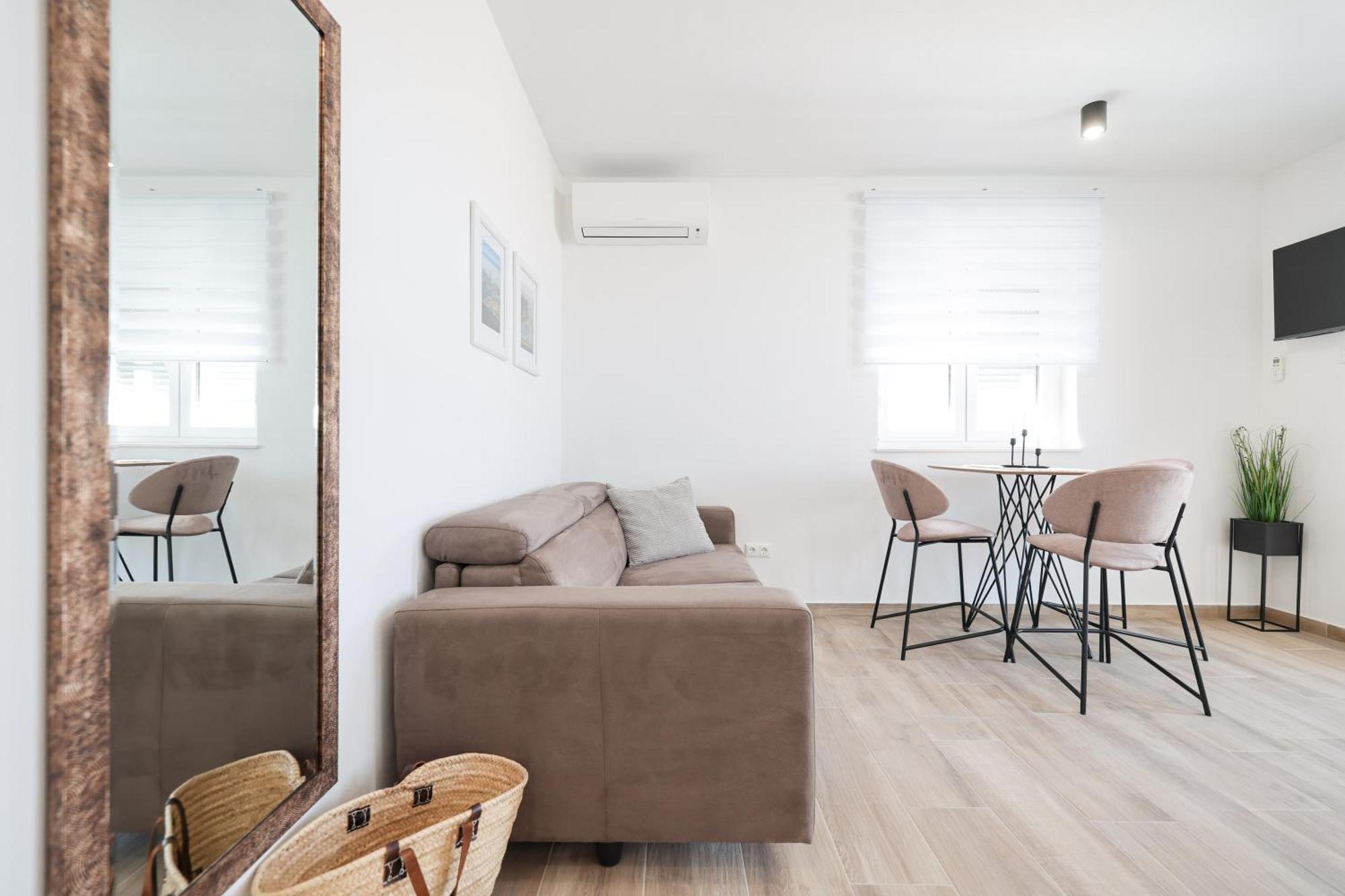 Duo Soles - Apartments With Private Parking Near Zadar Murvica  ภายนอก รูปภาพ